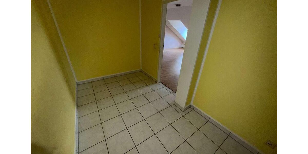 Dachgeschoßwohnung Herne Sodingen - 2 Zimmer, 60 m&sup2;, 452&euro; | Angebot:25650425