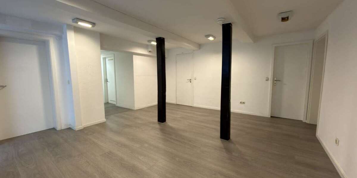 Büro- und Praxisfläche in Hattingen-Altstadt mit IT-Raum, LAN, Seminarraum & Garten - Gewerbeobjekt Hattingen Baak | Angebot:26066718