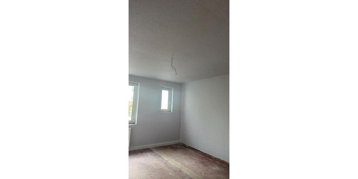 Etagenwohnung Essen Stadtbezirk VI - 4 Zimmer, 80 m&sup2;, 680&euro; | Angebot:26611422