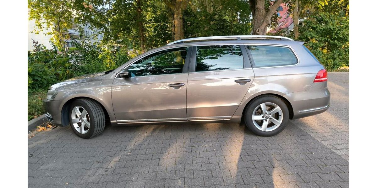 VW Passat Variant 240.000 km 6.299 &euro; Waltrop 45731