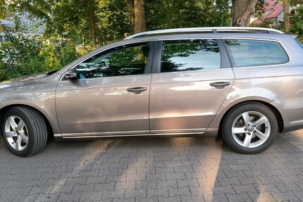 VW Passat Variant 240.000 km 6.400 &euro; Waltrop 45731