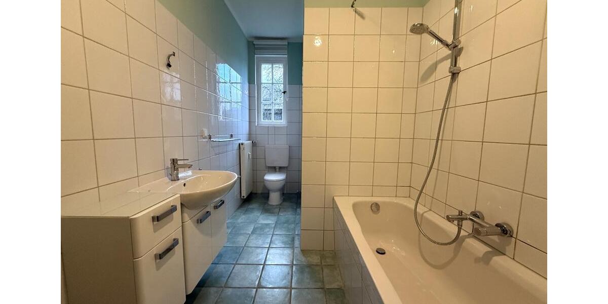 Villa Gelsenkirchen Buer - 12 Zimmer, 310 m&sup2;, 3.200&euro; | Angebot:22985202