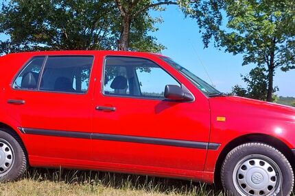 VW Golf 198.000 km 4.199 &euro; Schwerte 58239