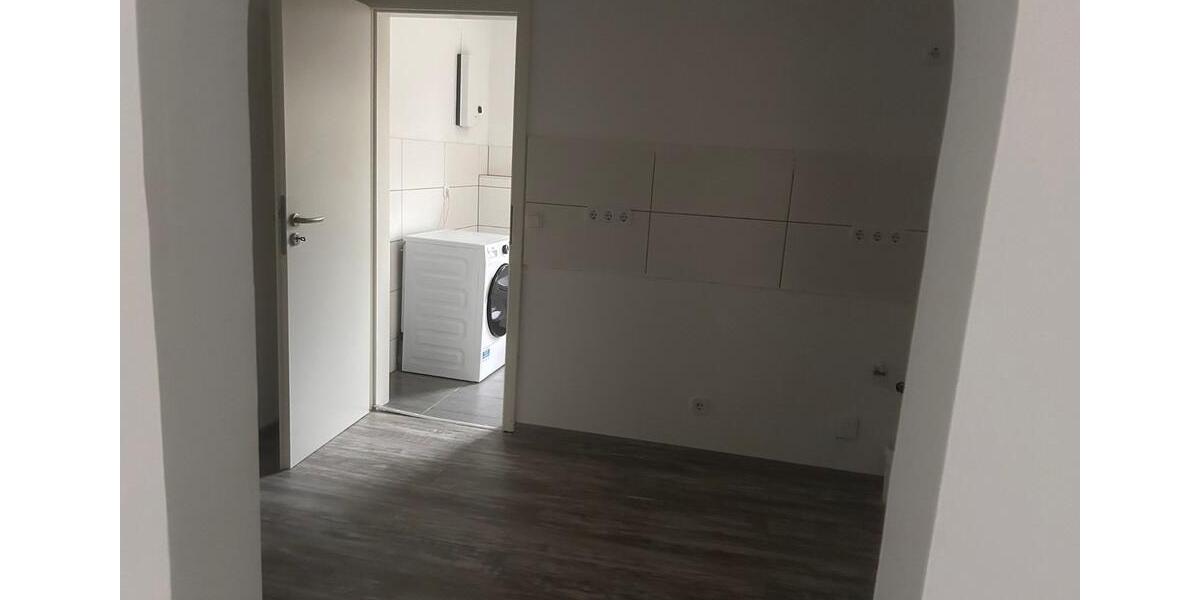 Etagenwohnung Gelsenkirchen Ückendorf - 1 Zimmer, 37 m&sup2;, 400&euro; | Angebot:25308358