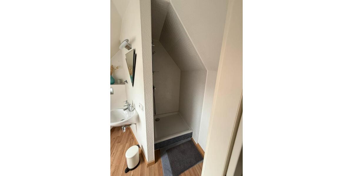 Dachgeschoßwohnung Dortmund Mengede - 1 Zimmer, 20 m&sup2;, 350&euro; | Angebot:26031725