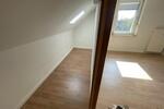 Dachgeschoßwohnung Gladbeck Alt-Rentfort - 3 Zimmer, 70 m&sup2;, 585&euro; | Angebot:25936378
