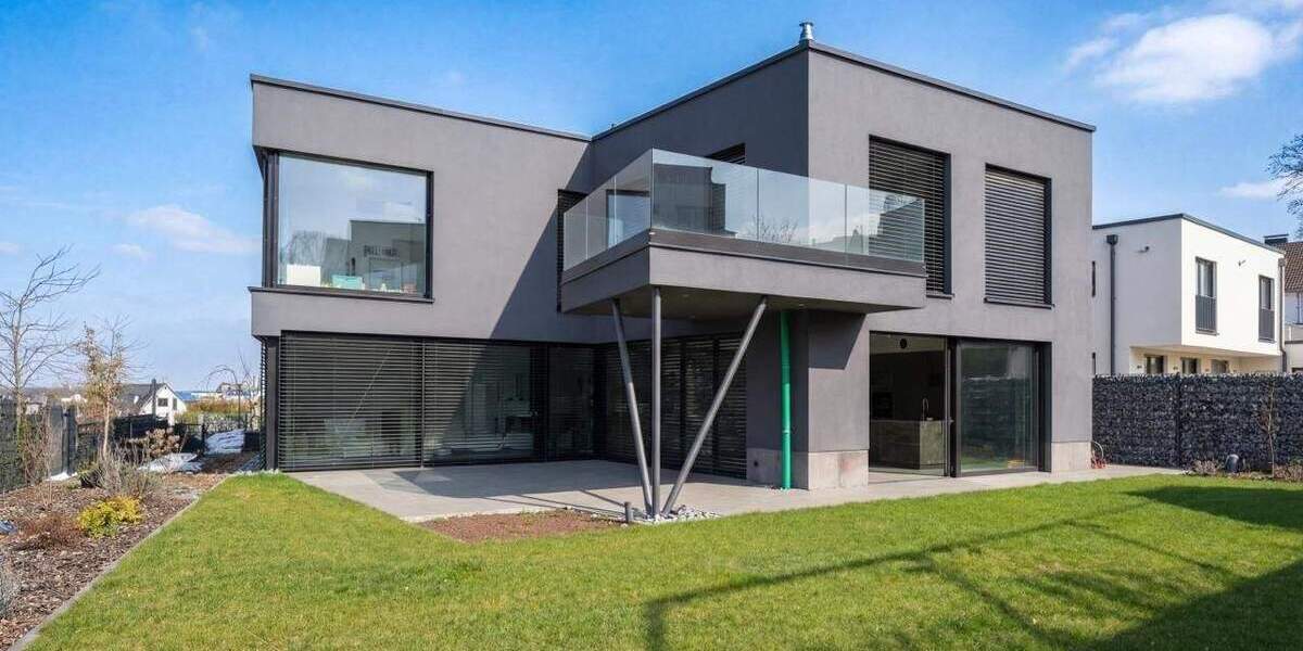 Einfamilienhaus Essen Heidhausen - 5 Zimmer, 235 m&sup2;, 1.899.000&euro; | Angebot:25687224