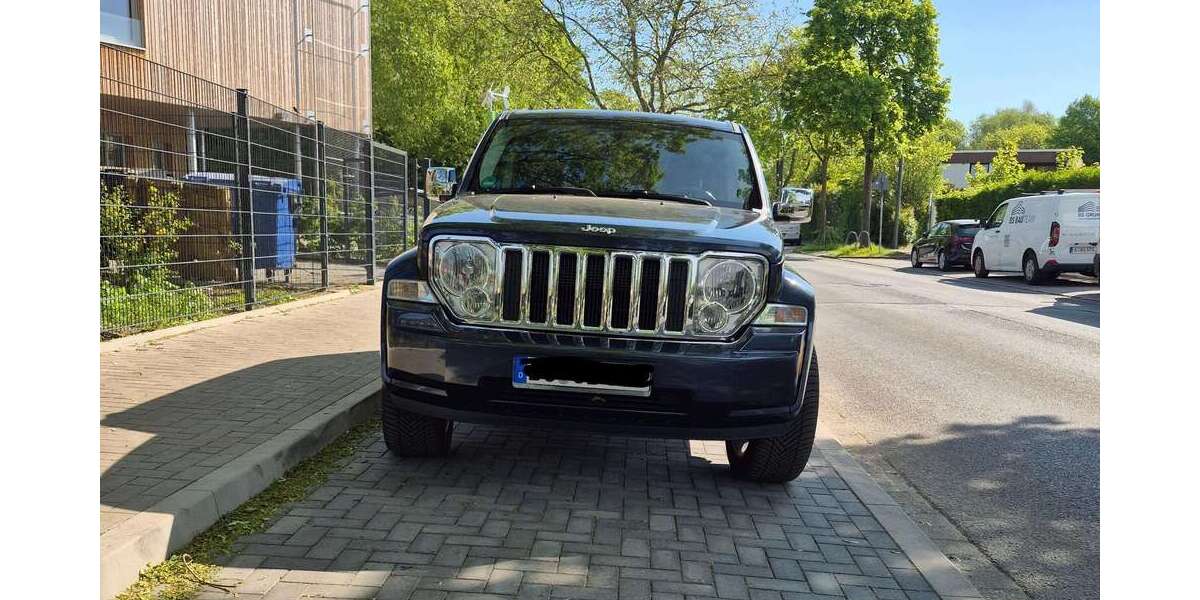 Jeep Cherokee 223.000 km 8.950 &euro; Dortmund, Stadt 44328