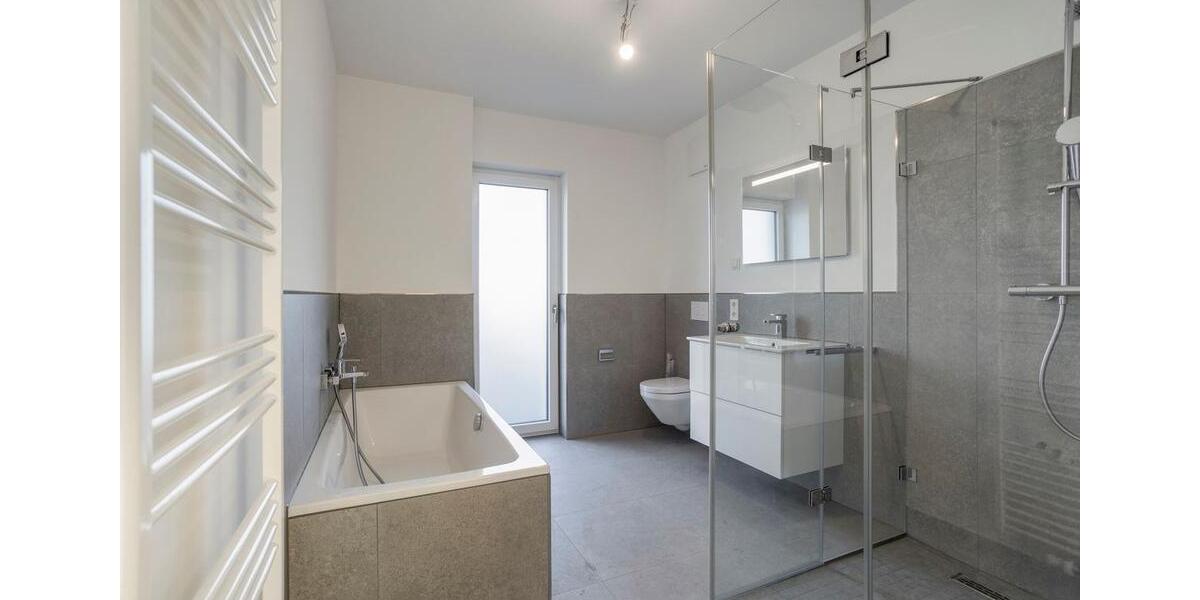 Erdgeschoßwohnung Dortmund Hombruch - 3 Zimmer, 92 m&sup2;, 1.144&euro; | Angebot:25715676