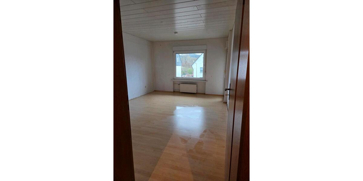 Etagenwohnung Gevelsberg - 3 Zimmer, 83 m&sup2;, 900&euro; | Angebot:25148831