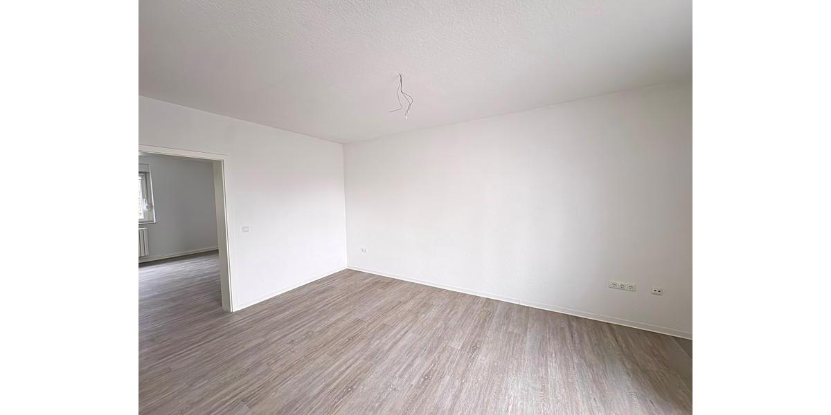 Etagenwohnung Essen Stadtbezirk V - 2 Zimmer, 69 m&sup2;, 672&euro; | Angebot:23242762