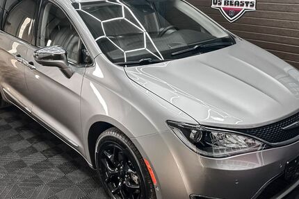 Chrysler Pacifica 61.000 km 26.990 &euro; Bochum 44809