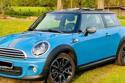 Mini Cooper 87.400 km 8.800 &euro; Marl 45768