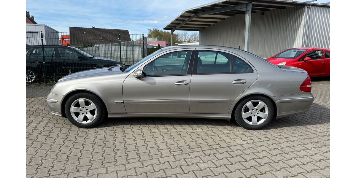 Mercedes-Benz E 220 209.089 km 4.350 &euro; Lüdinghausen 59348