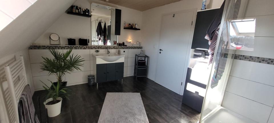 Dachgeschoßwohnung Marl Alt-Marl - 3 Zimmer, 78 m&sup2;, 650&euro; | Angebot:25960277