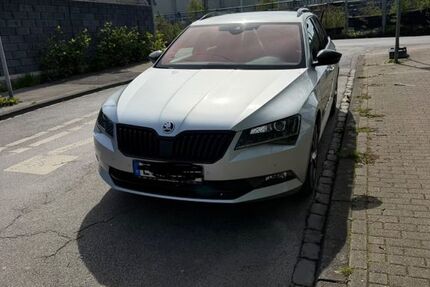 Skoda Superb 223.000 km 9.900 &euro; Essen 45356
