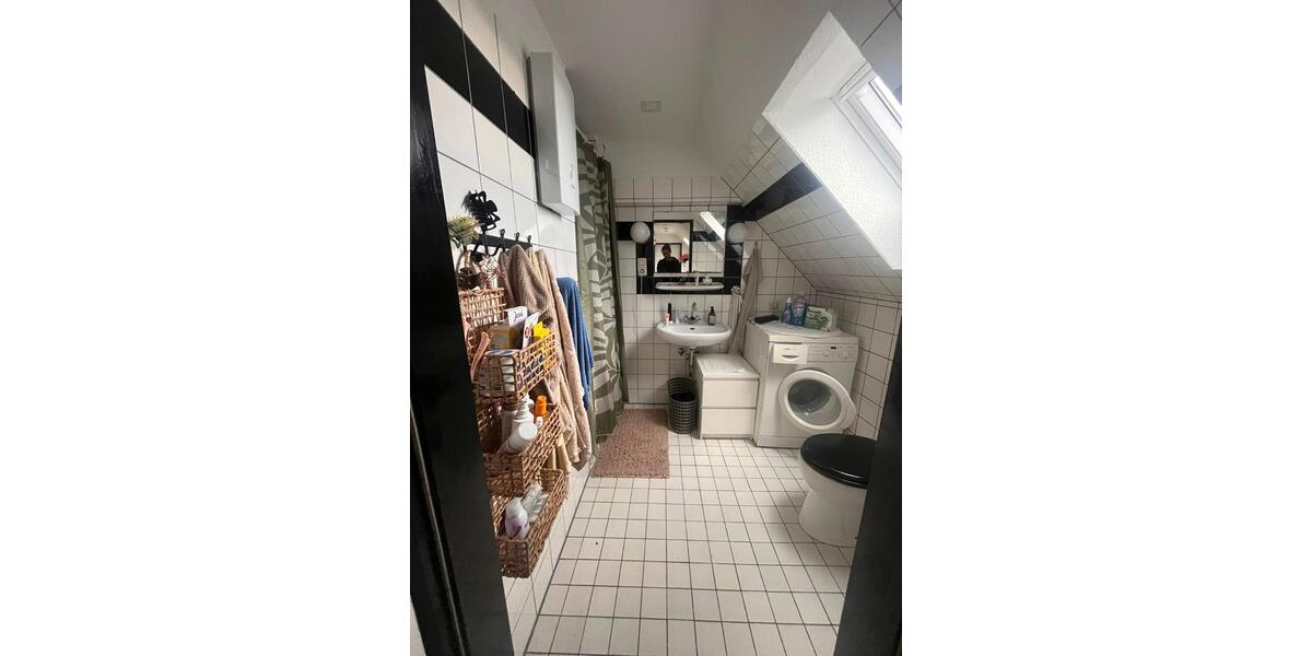Dachgeschoßwohnung Castrop-Rauxel Bladenhorst - 1 Zimmer, 25 m&sup2;, 350&euro; | Angebot:26612593