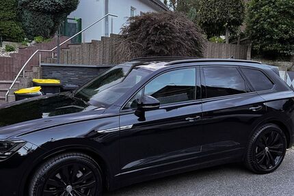 VW Touareg 13.850 km 55.400 &euro; Essen 45276