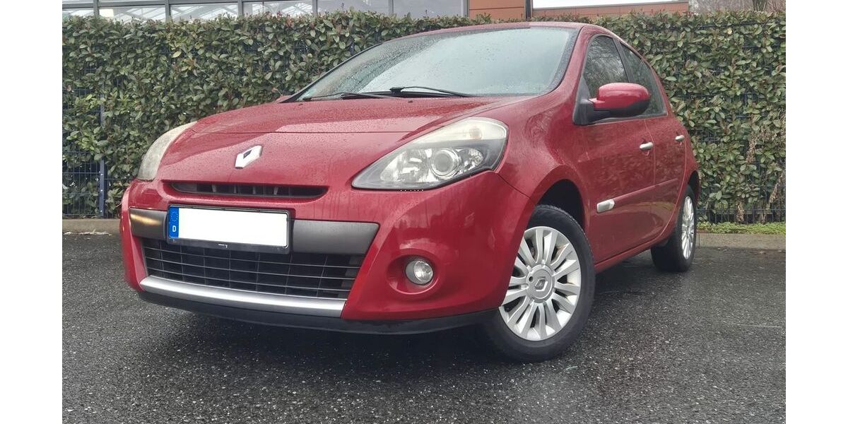 Renault Clio 161.000 km 2.480 &euro; Dortmund 44139