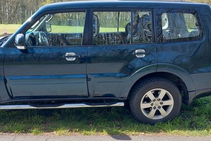 Mitsubishi Pajero 140.617 km 17.800 &euro; Dortmund 44359