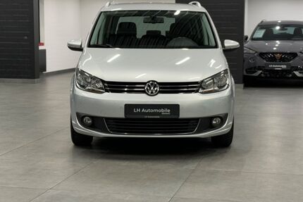 VW Touran 93.096 km 11.990 &euro; Lüdinghausen 59348