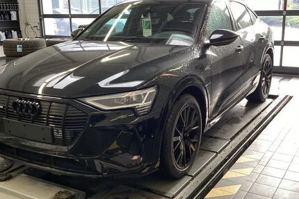 Audi e-tron 27.908 km 31.640 &euro; Hagen 58091