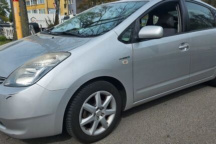 Toyota Prius 311.181 km 3.850 &euro; Essen 45356