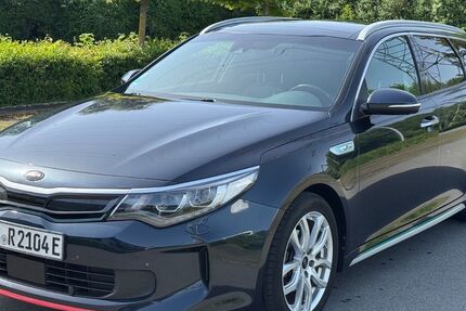 Kia Optima 171.000 km 14.800 &euro; Kamen 59174