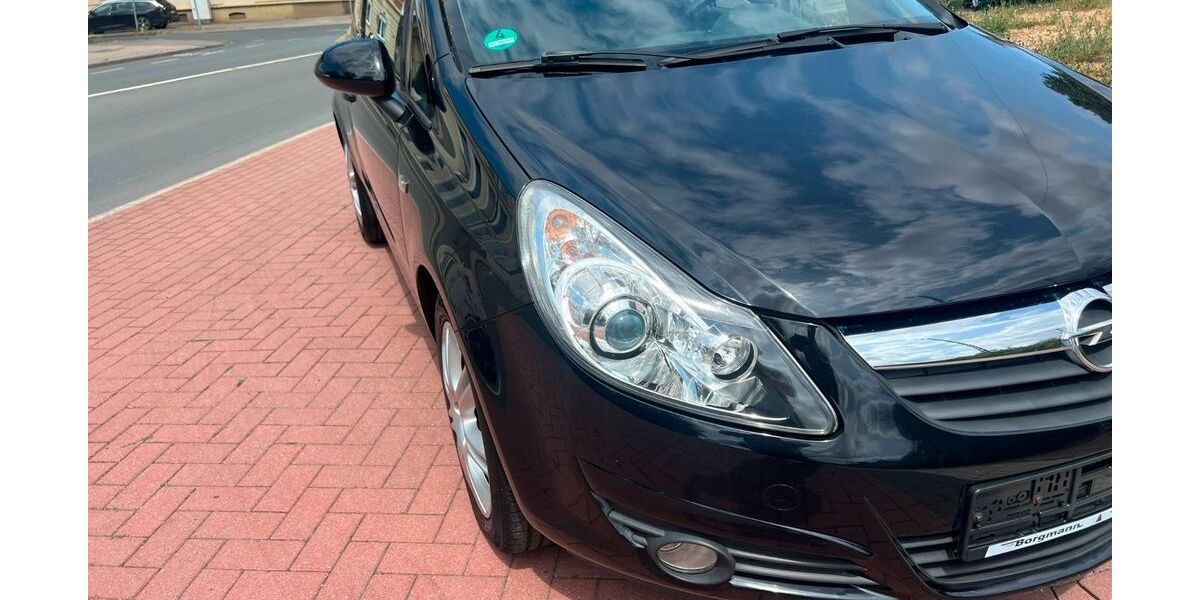 Opel Corsa 121.000 km 3.190 &euro; Recklinghausen 45657