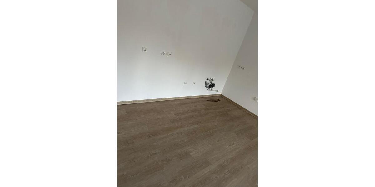 Erdgeschoßwohnung Essen Stadtbezirk VI - 3 Zimmer, 97 m&sup2;, 1.527&euro; | Angebot:26045485