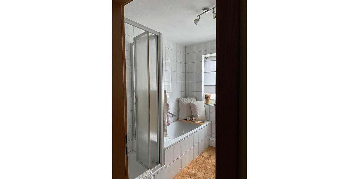 Etagenwohnung Castrop-Rauxel Deinighausen - 2 Zimmer, 72 m&sup2;, 175.000&euro; | Angebot:25991137