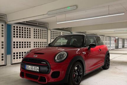 Mini John Cooper Works 51.100 km 19.975 &euro; Dortmund 44309
