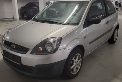 Ford Fiesta 160.000 km 1.999 &euro; Essen 45326