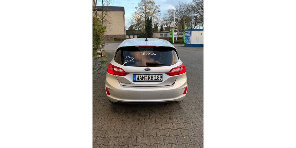 Ford Fiesta 95.000 km 9.500 &euro; Herne 44649