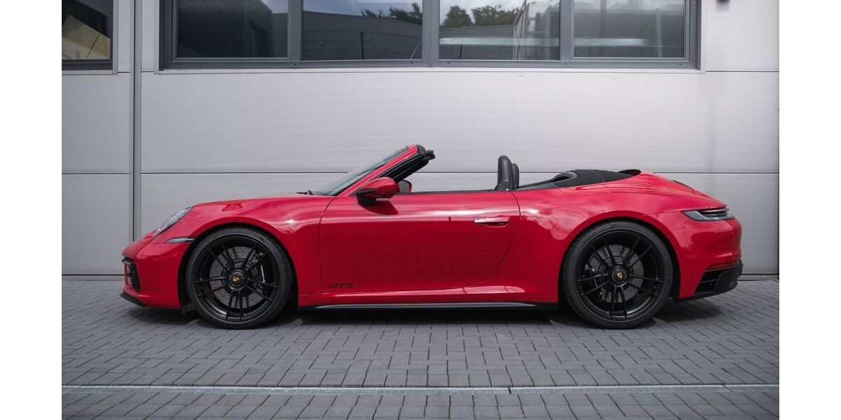 Porsche 992 28.400 km 158.900 &euro; Holzwickede 59439