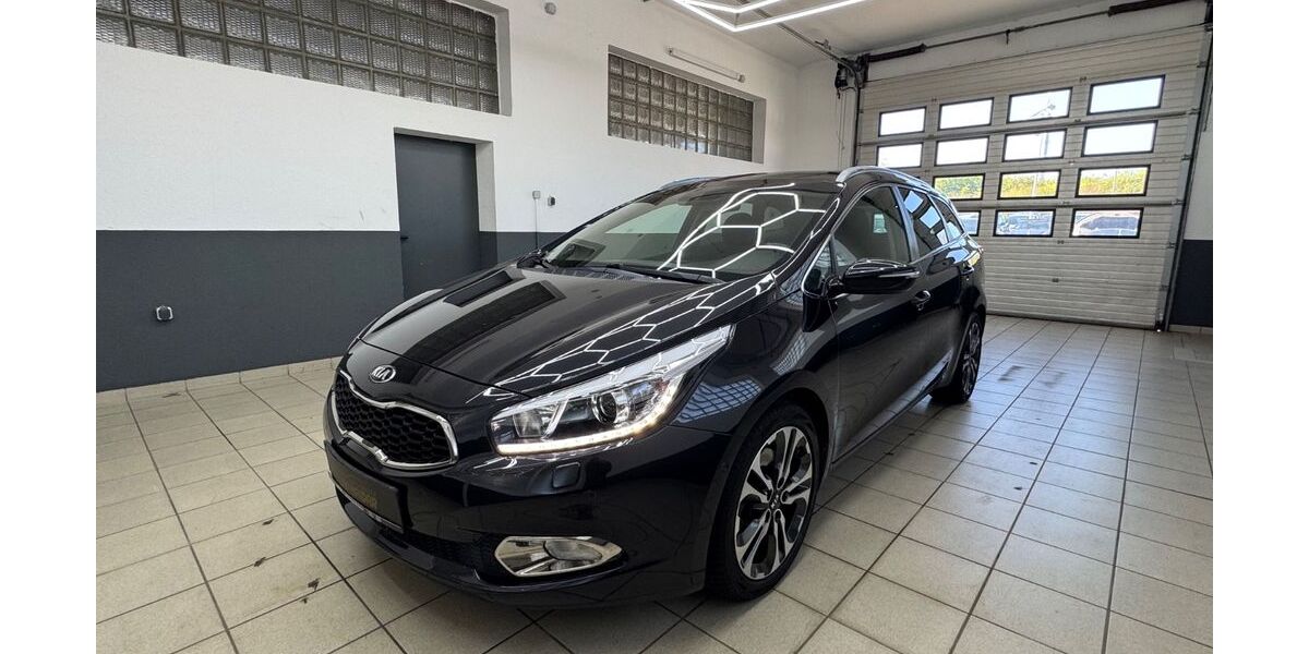 Kia ceed Sportswagon 203.725 km 7.600 &euro; Kamen 59174