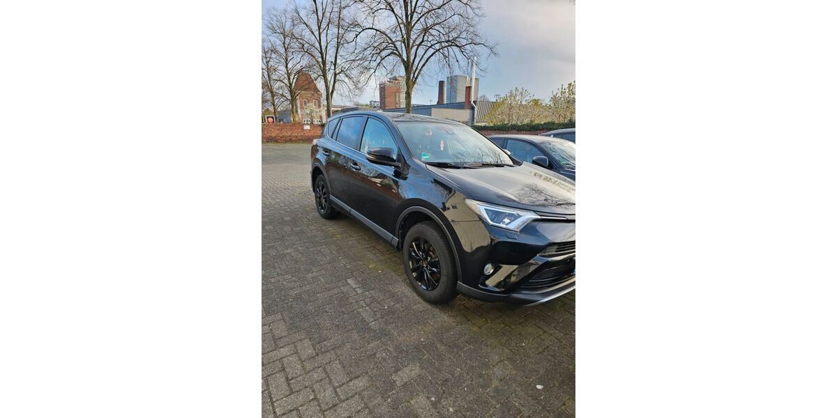 Toyota RAV 4 152.000 km 16.900 &euro; Lüdinghausen 59348