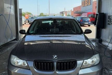 BMW 318 195.000 km 2.700 &euro; Bottrop 46236