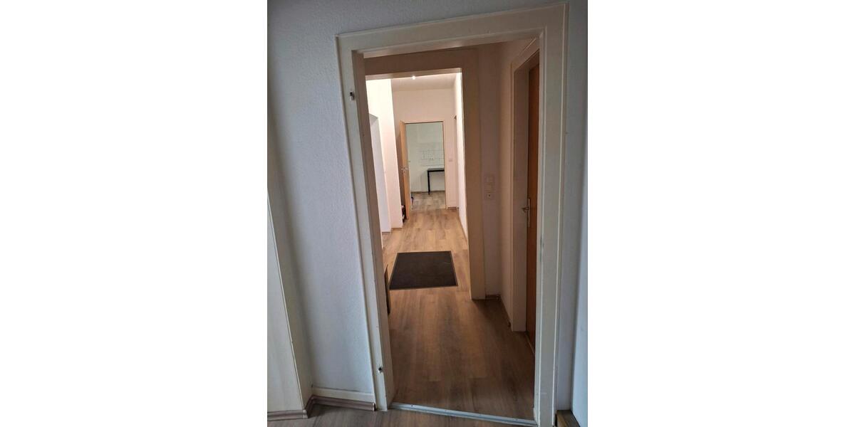 Etagenwohnung Essen Stadtbezirk VII - 4 Zimmer, 102 m&sup2;, 1.300&euro; | Angebot:26624756
