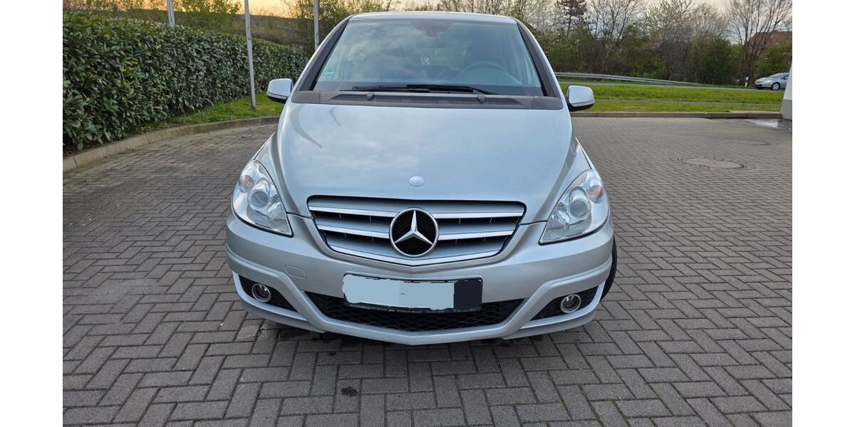 Mercedes-Benz B 180 145.000 km 5.500 &euro; Olfen 59399