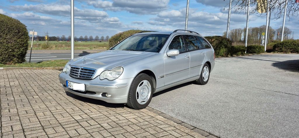 Mercedes-Benz C 180 100.450 km 4.900 &euro; Dortmund 44287