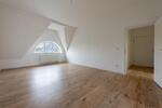 Dachgeschoßwohnung Essen Frillendorf - 2.5 Zimmer, 62 m&sup2;, 650&euro; | Angebot:26619381
