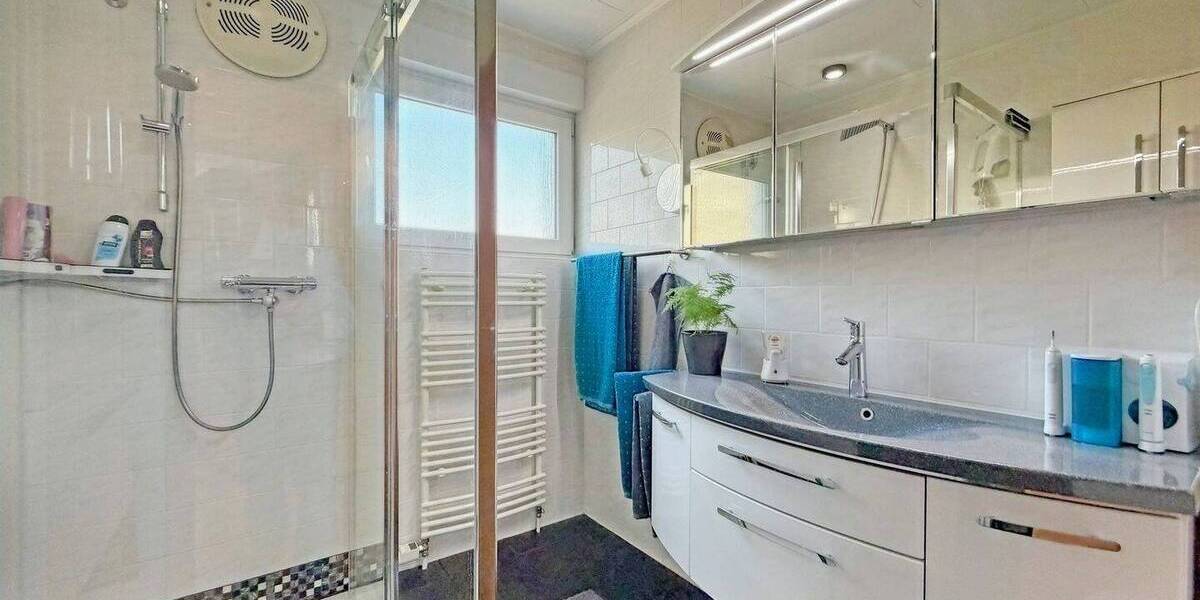 Bungalow Hagen Boele - 4 Zimmer, 122 m&sup2;, 350.000&euro; | Angebot:25940228