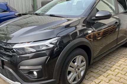 Dacia Sandero 123.000 km 7.900 &euro; Bochum 44793