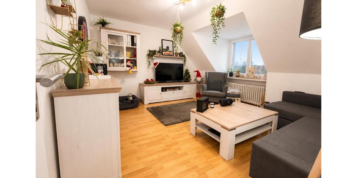 Dachgeschoßwohnung Essen Stadtbezirk IV - 2 Zimmer, 60 m&sup2;, 110.000&euro; | Angebot:26754334