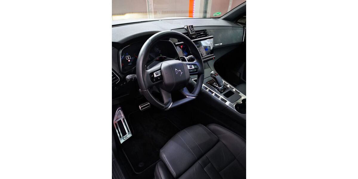 DS Automobiles DS7 (Crossback) 49.000 km 20.900 &euro; Gelsenkirchen 45884