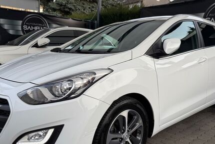 Hyundai i30 165.000 km 8.900 &euro; Herne 44649