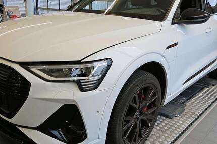 Audi e-tron 26.683 km 28.910 &euro; Hagen 58091