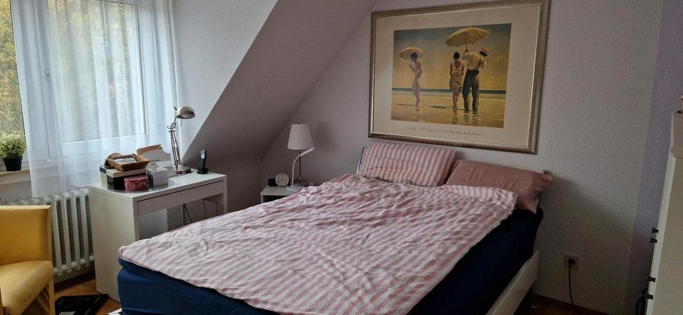 Dachgeschoßwohnung Essen Stadtbezirk VIII - 3.5 Zimmer, 74 m&sup2;, 254.000&euro; | Angebot:23583016