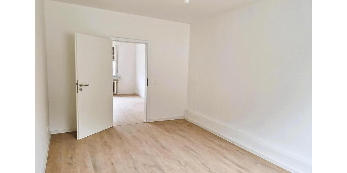Dachgeschoßwohnung Bochum Bochum-Mitte - 3 Zimmer, 60 m&sup2;, 570&euro; | Angebot:26664657